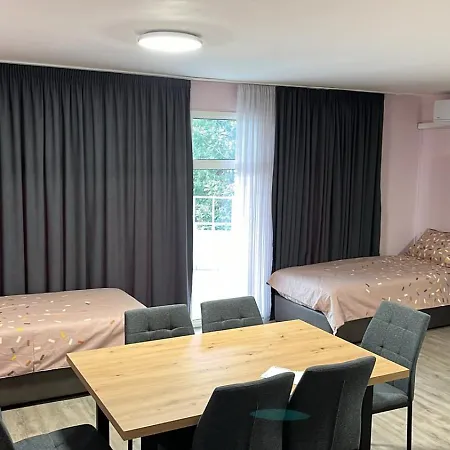 за гости хепи Guest house Varna